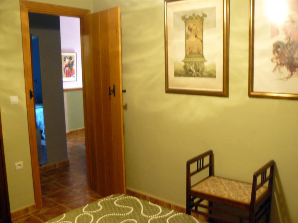 Casa Rural Torre De Campos Ainzon Szoba fotó